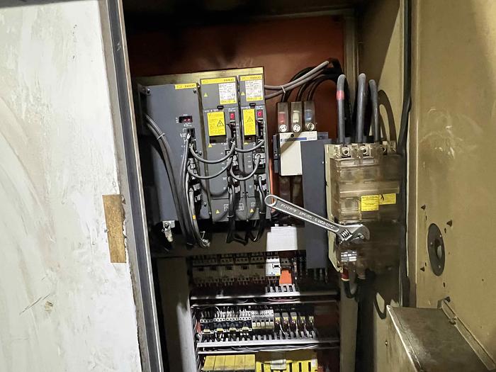 Used DAEWOO DMV400 TURNING CENTER