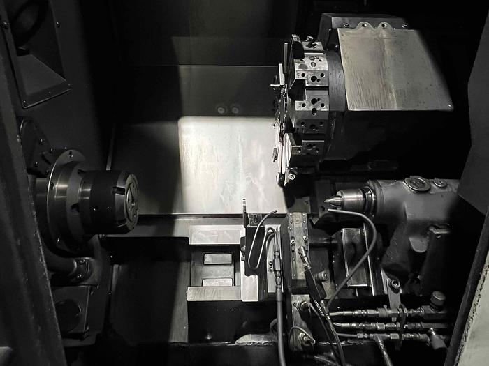 Used 2010 Doosan 240C TURNING CENTER