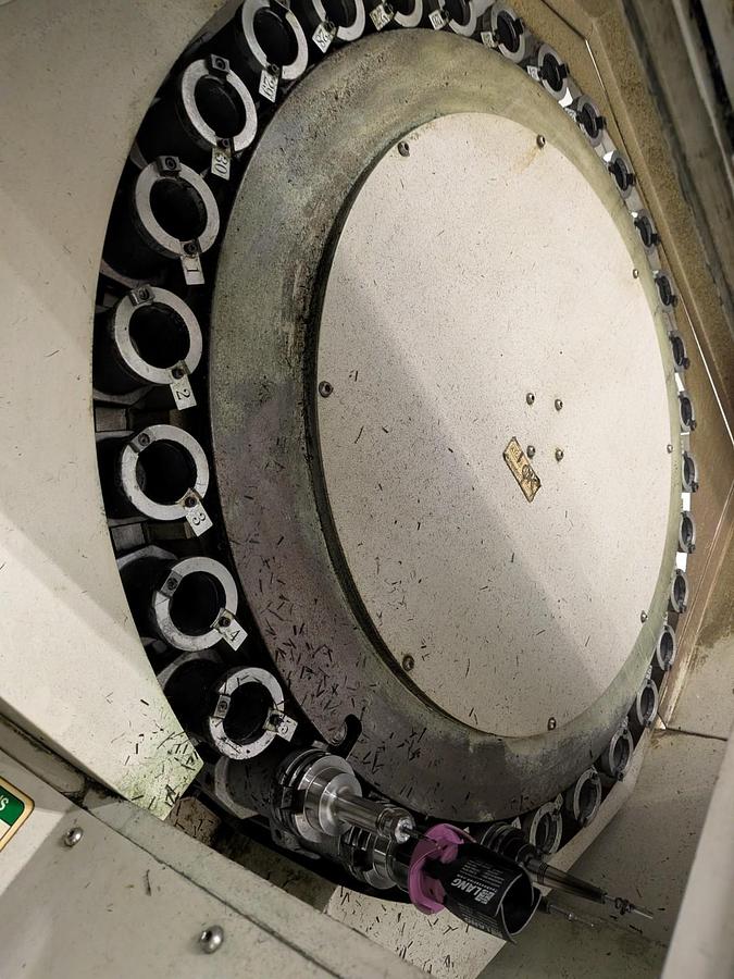 Used 2000 Daewoo DMV-400 Vertical Machining Center