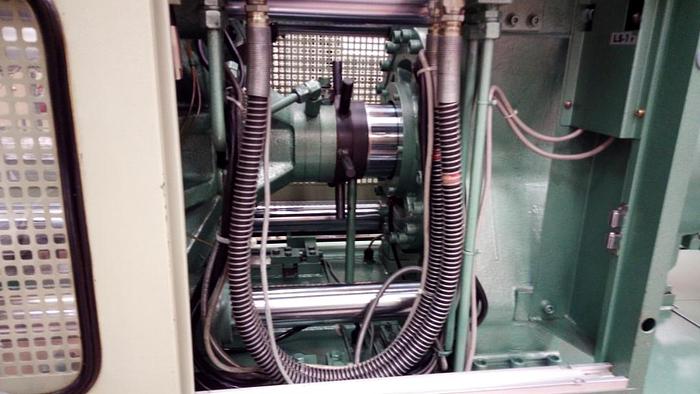 Used Nissei FE210S50ASE Injection Molding 