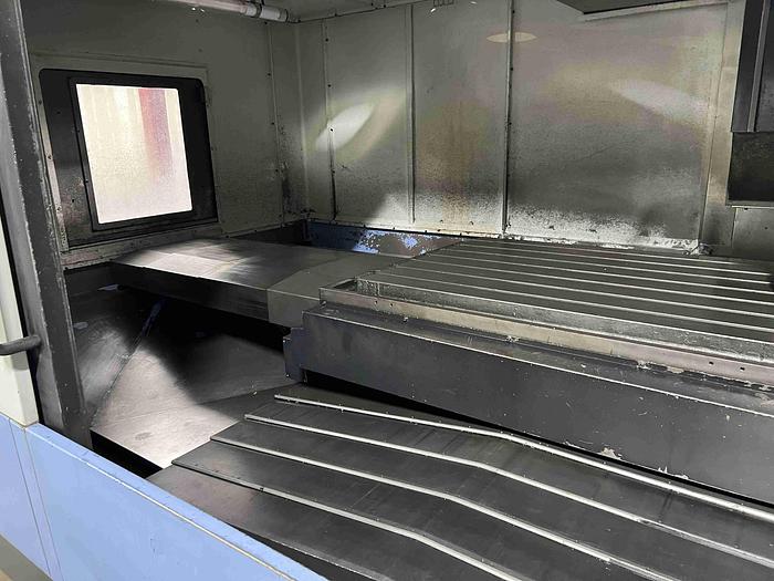 Used 2012 DOOSAN VM960L VERTICAL MACHINING CENTER