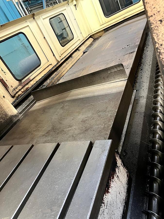 Used KAO MING KMC-3000SD CNC DOUBLE COLUMN VERTICAL MACHINING CENTER