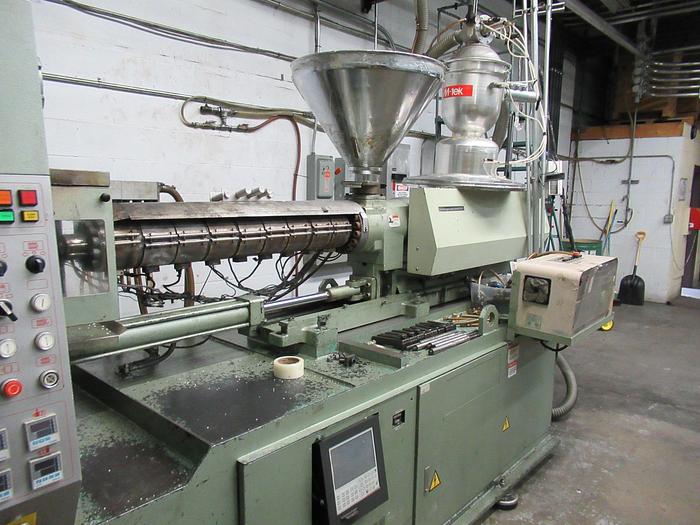 Used Nissei FN6000 Injection Molding