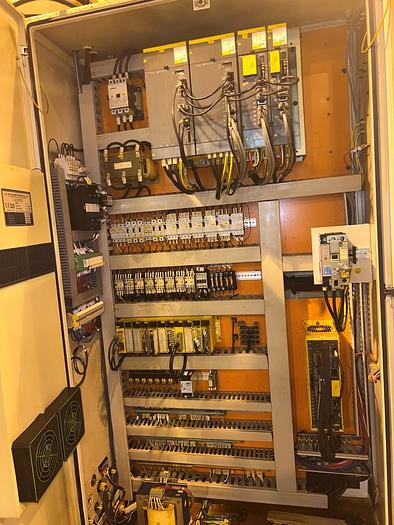 Used Daewoo DMV400 Vertical Machining Center