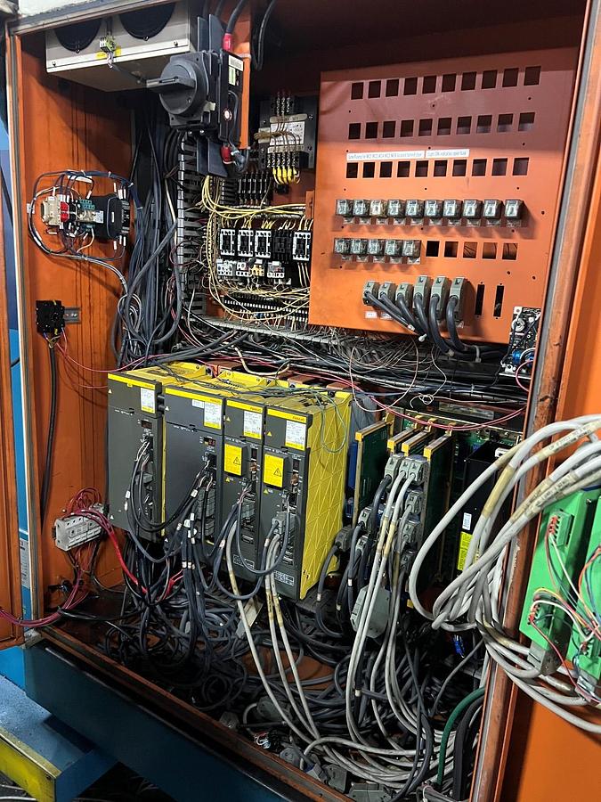 Used 1997 Sanco V-3025