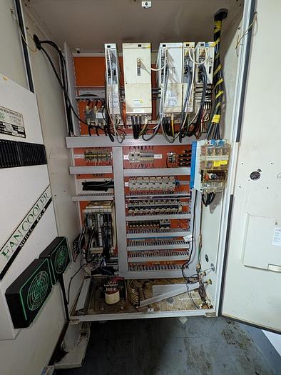 Used Daewoo DMV 650 Vertical Machining Center