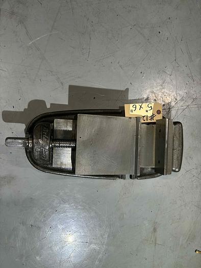 Used MACHINING CENTER VISE