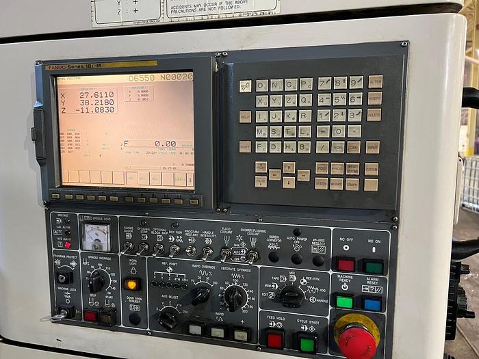 Used Daewoo DVC-500 Vertical Machining Center