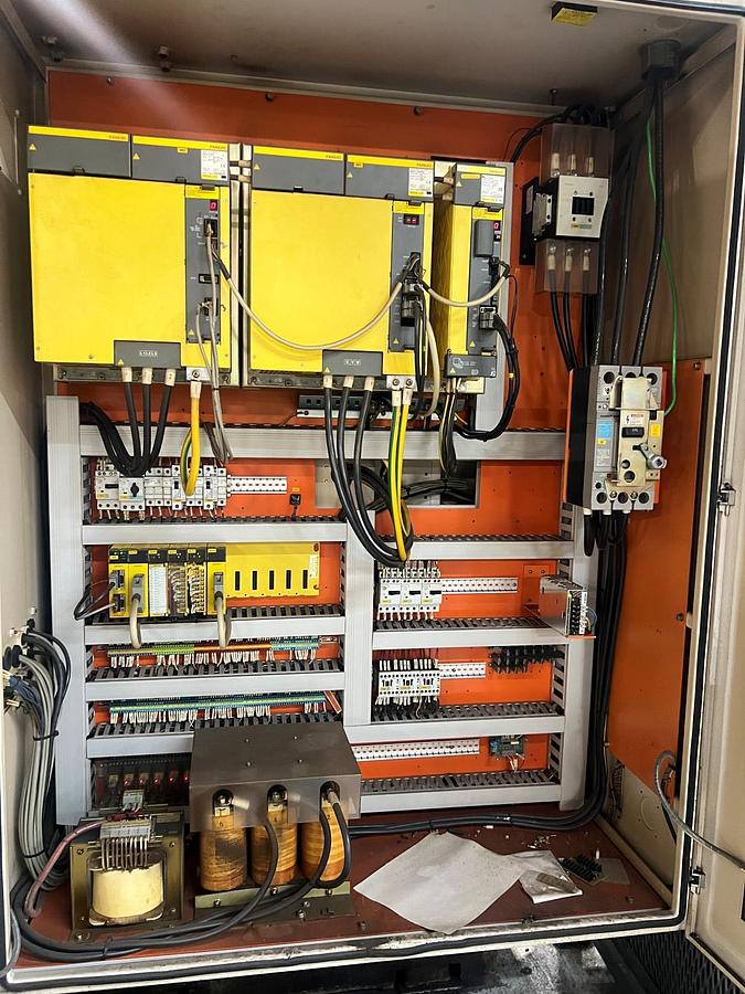 Used Daewoo PUMA 400LB Turning Center