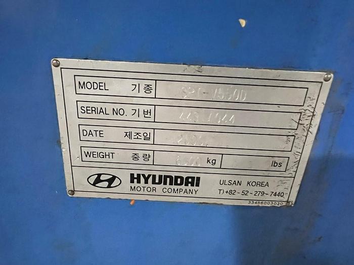 Used HYUNDAI SPT-V550D VMC 
