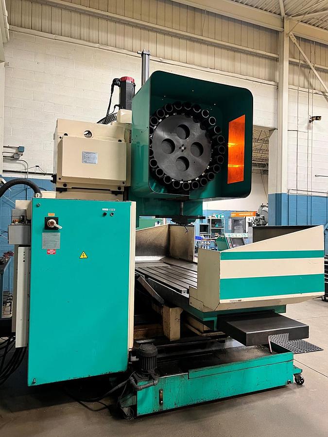 Used DAH LIH MCV-1500 CNC VERTICAL MACHINING CENTER