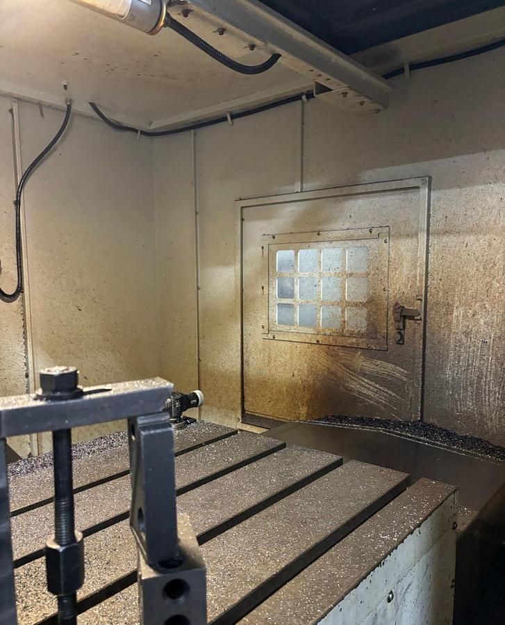 Used TAKUMI V15 VERTICAL MACHINING CENTER