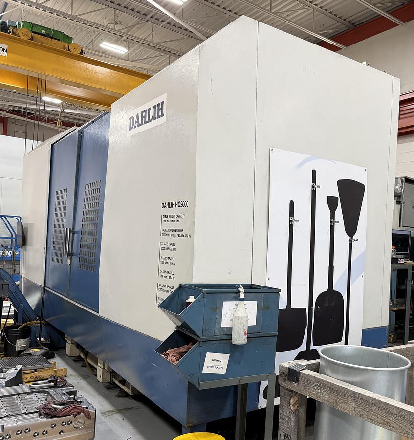 Used DAH LIH HC-2000 CNC HORIZONTAL MACHINING CENTER