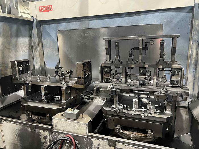 Used Toyoda FA-800 Horizontal Machining Center