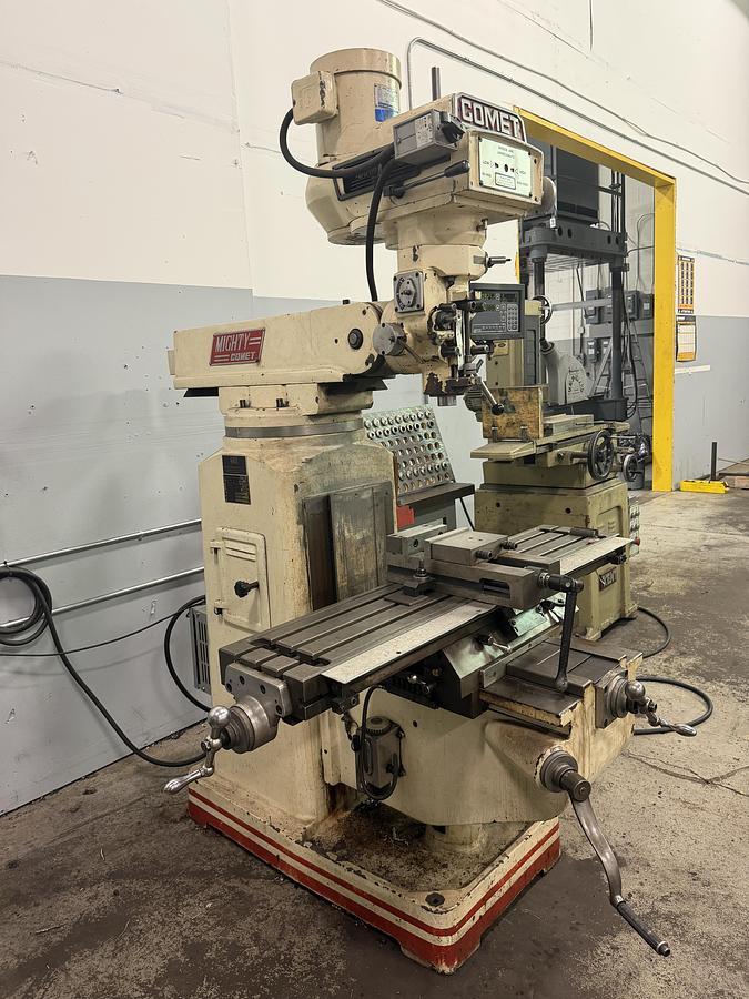 Used COMET VERTICAL KNEE MILL