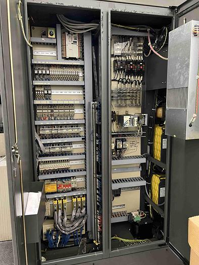 Used TOYODA HSP-550 HORIZONTAL MACHINING CENTERS