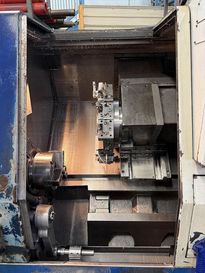 Used DAEWOO PUMA 200C CNC LATHE