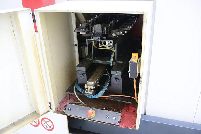 Used FIDIA VERTICAL MACHINING CENTER