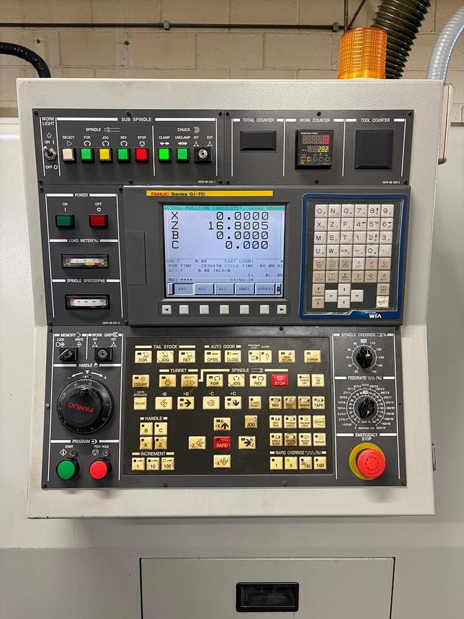 Used HYUNDAI KIA SKT21LMS CNC TURNING CENTER