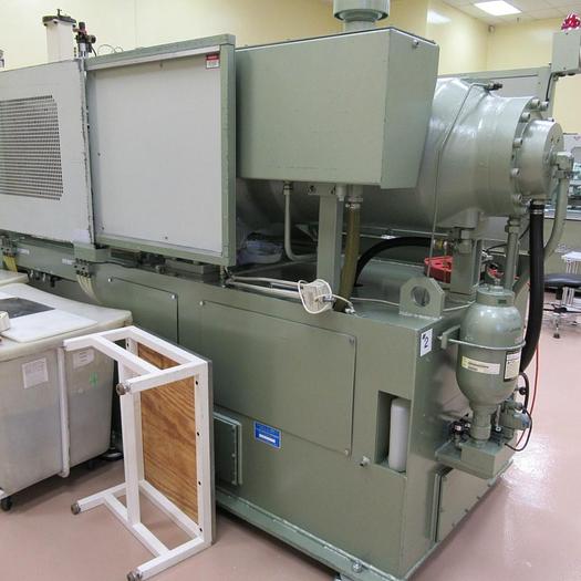 Used Nissei FE210S50ASE Injection Molding 