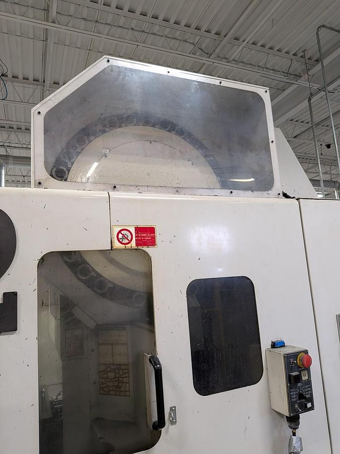 Used 1999 Daewoo DMV-400 Vertical Machining Center