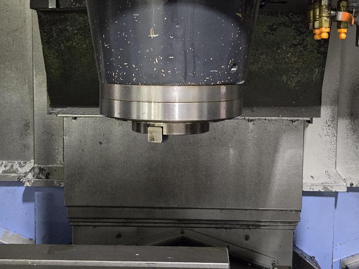 Used 2012 DOOSAN VM960L VERTICAL MACHINING CENTER
