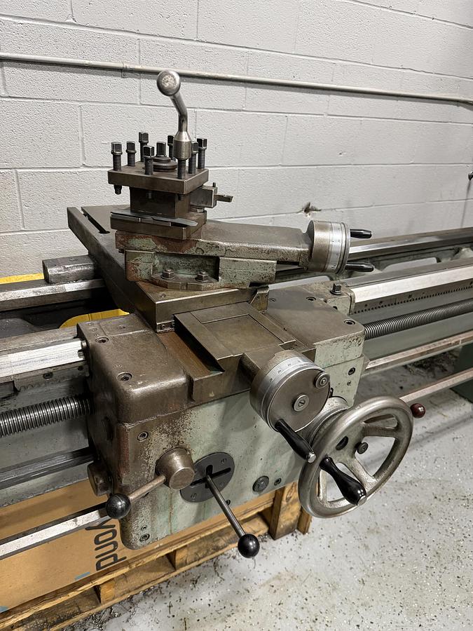 Used TOS SN-45B MANUAL LATHE