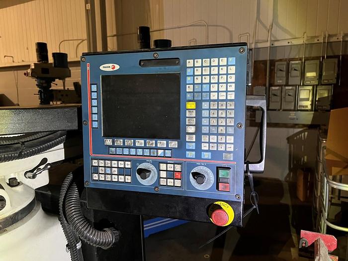 Used Mecca SP-400VS Vertical Milling Machine