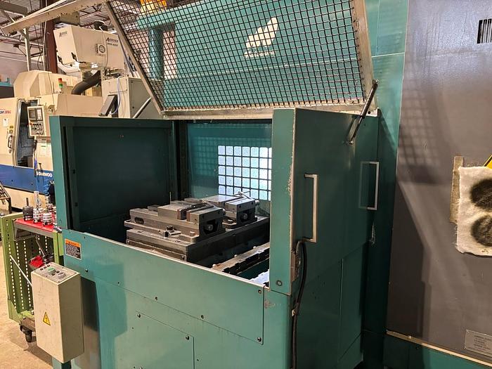Used MATSUURA RA-2F VERTICAL MACHINING CENTER