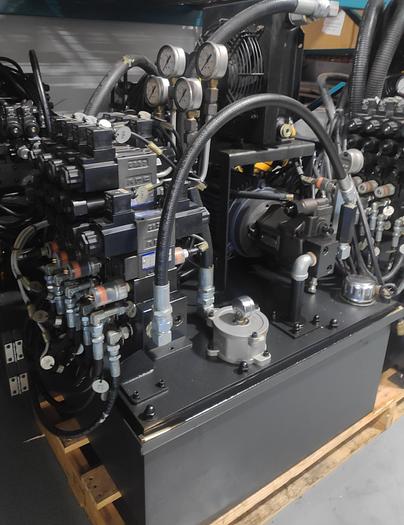 Used HYDRAULIC UNIT (400821-00642)