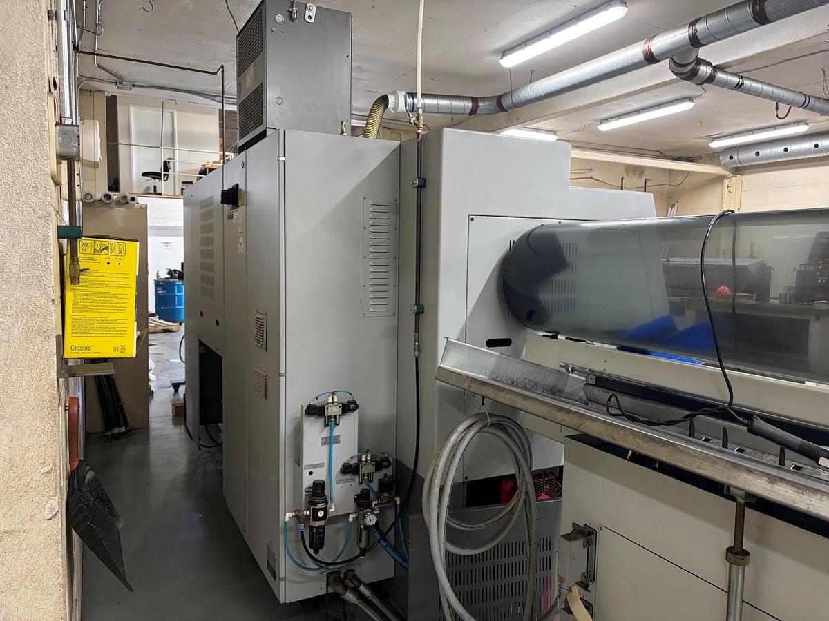 Used HYUNDAI KIA SKT21LMS CNC TURNING CENTER