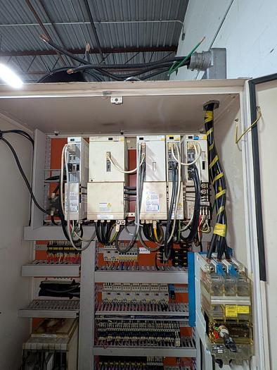 Used Daewoo DMV 650 Vertical Machining Center