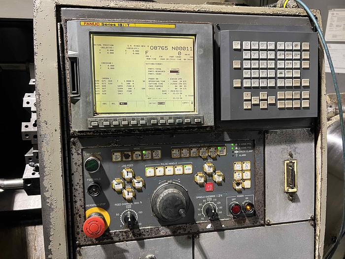 Used OKUMA HOWA HL-20