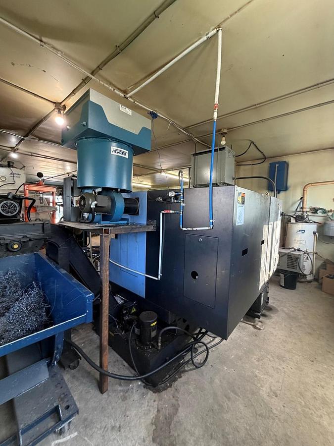 Used DOOSAN LYNX 220LC CNC TURNING CENTER