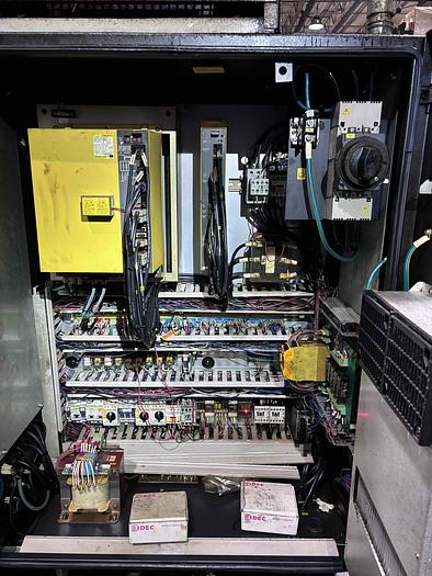 Used 2010 Doosan LYNX 220LC TURNING CENTER