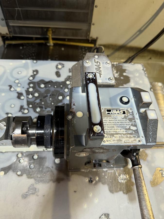 Used HAAS VF-2 CNC VERTICAL MACHINING CENTER