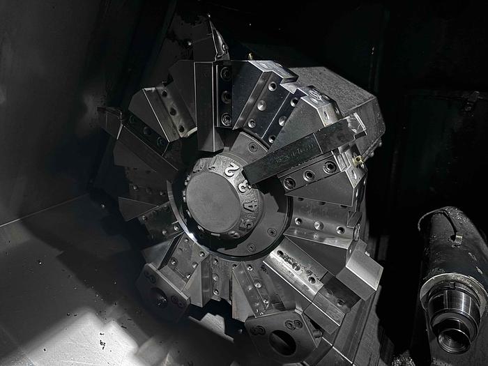 Used 2010 Doosan LYNX-220LC TURNING CENTER