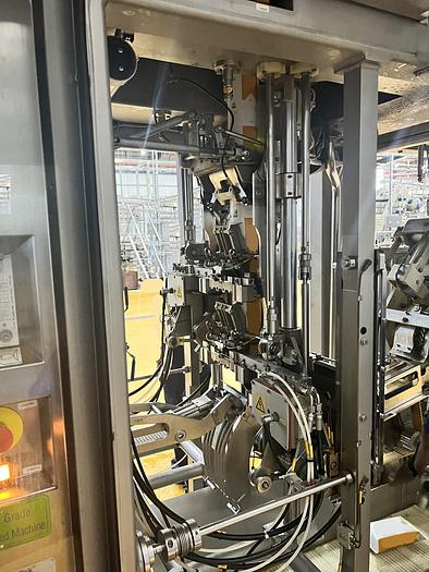 Used Maquina llenadora tetrapak usada