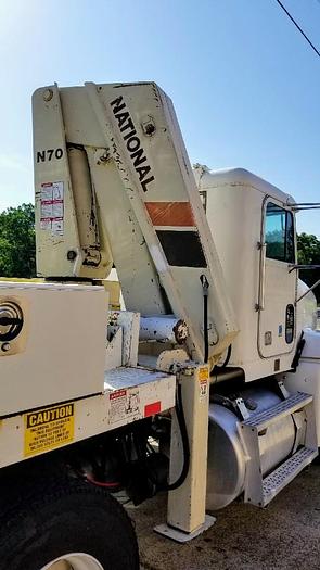 Used 2000 Freightliner FLD120