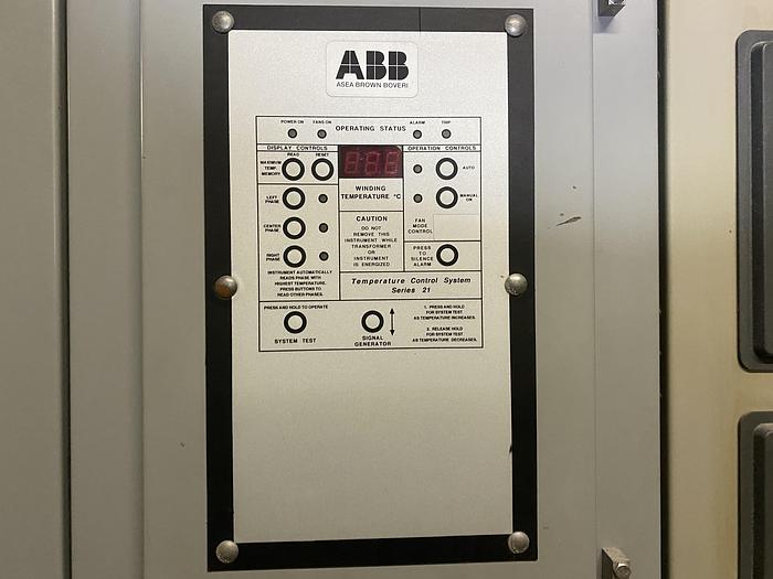 Used CUTLER HAMMER 3000 / 4500 KVA DRY TYPE TRANSFORMER W/ BREAKERS AND SWITCH