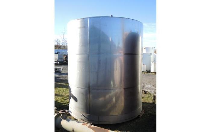 D'occasion USED 8250 GALLON TANK, STAINLESS STEEL