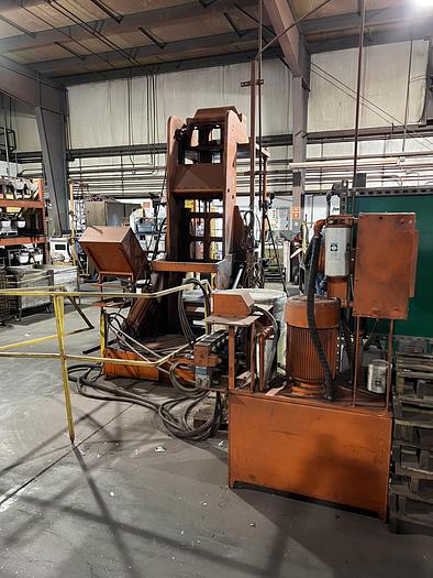 Used CMH 3HSX TILT POUR MACHINE