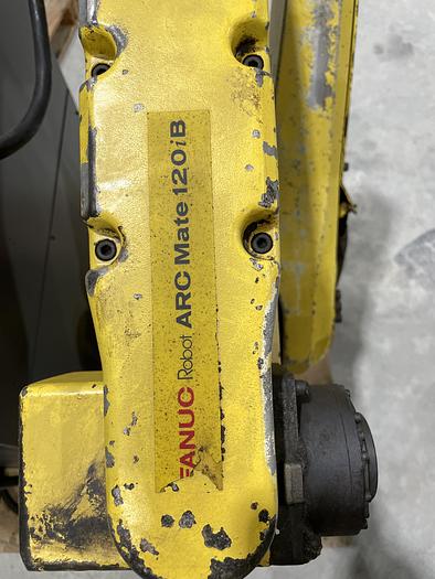 Used FANUC ARCMATE 120iB 6 AXIS ROBOT WITH RJ3iB CONTROLLER