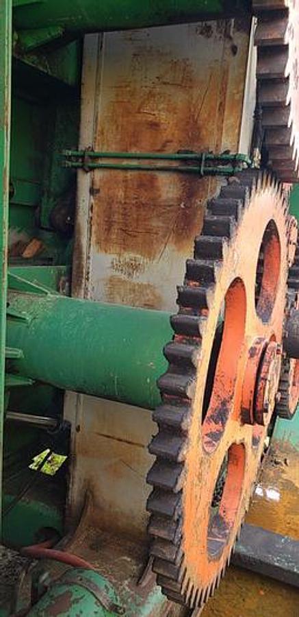 Used 35" NICHOLSON A5 DEBARKERS LH (TWO AVAILABLE)