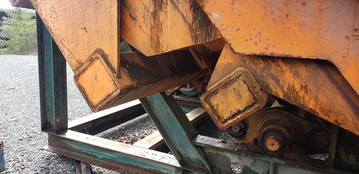 Used 20' LES ACIER JP DOUBLE ACTING STEP FEEDER