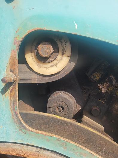 Used 30" FORANO DEBARKER C/W SELFCENTERING INFEED CONVEYOR