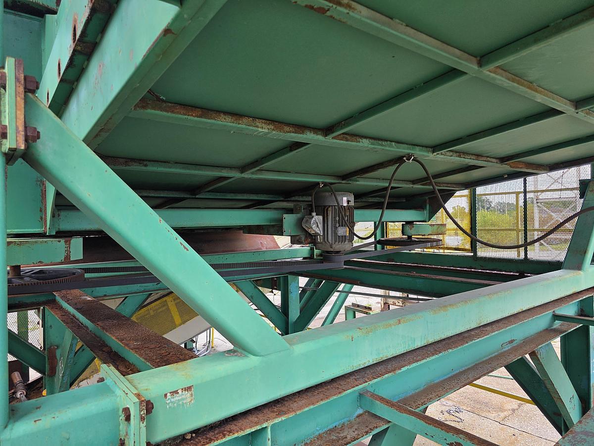 Used Acrowood 12×20 Chip Screen