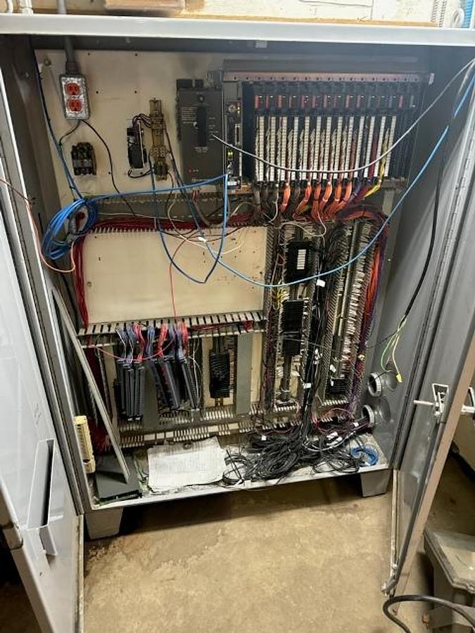 Used TILT HOIST / STACKER SYSTEM