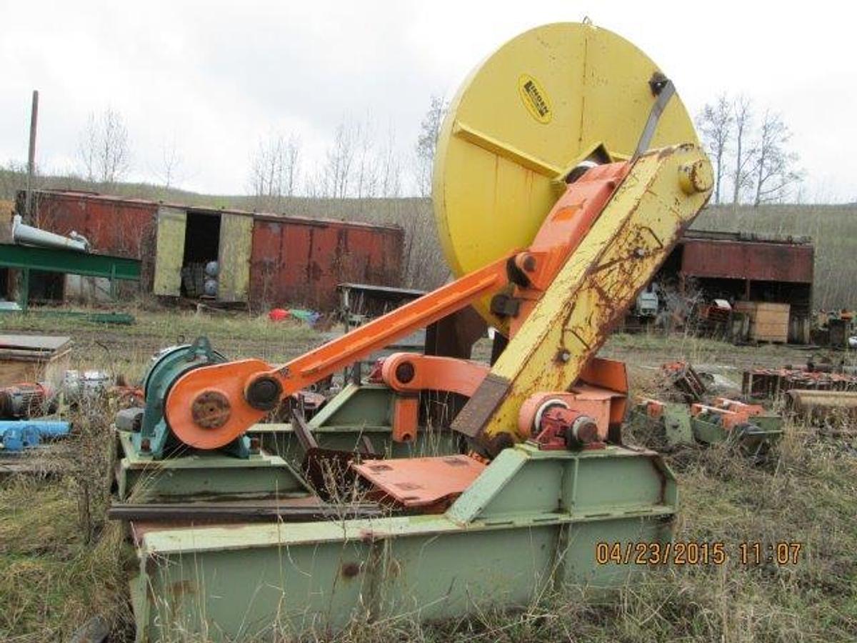 Used 72" Linden Cut Off Saw