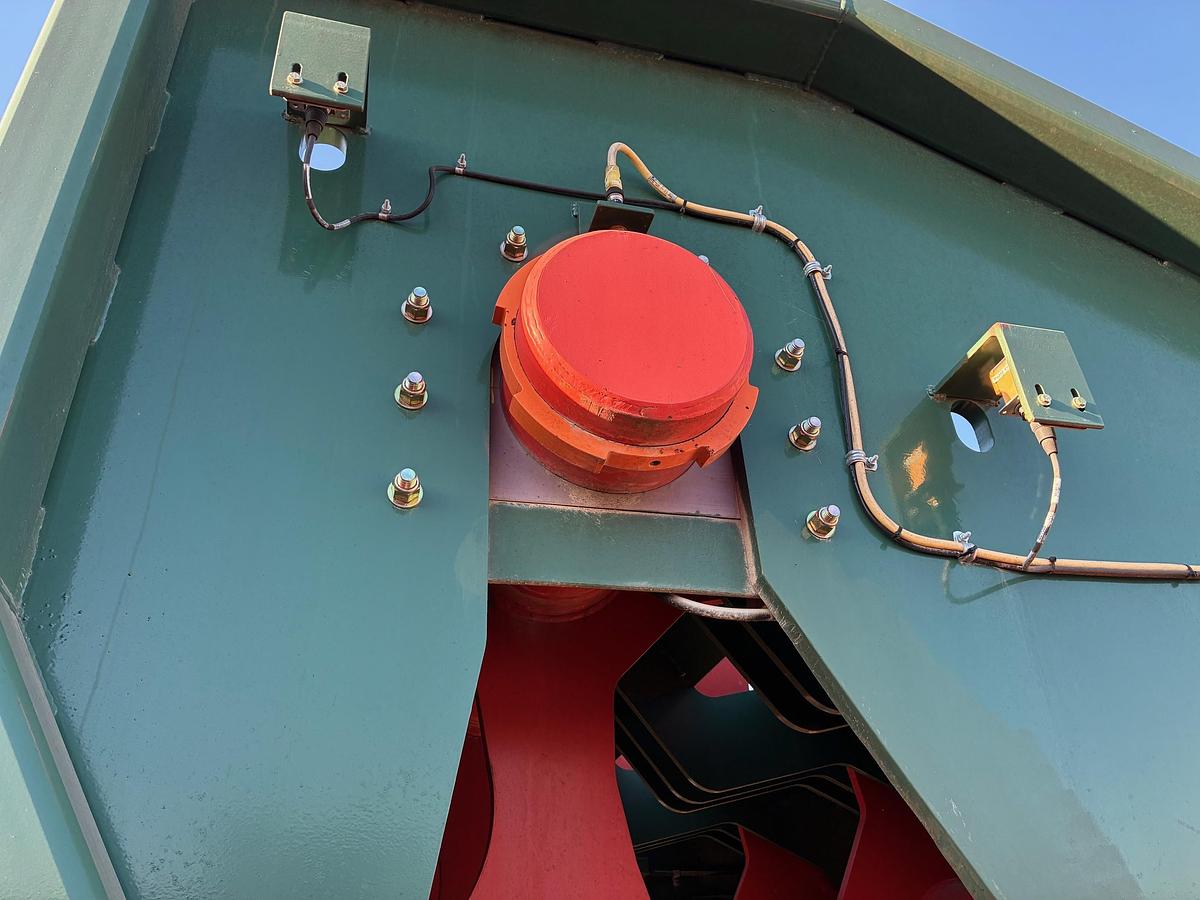 ROTARY LOG SINGULATOR 22" X 16 FEET - ELECTRIC